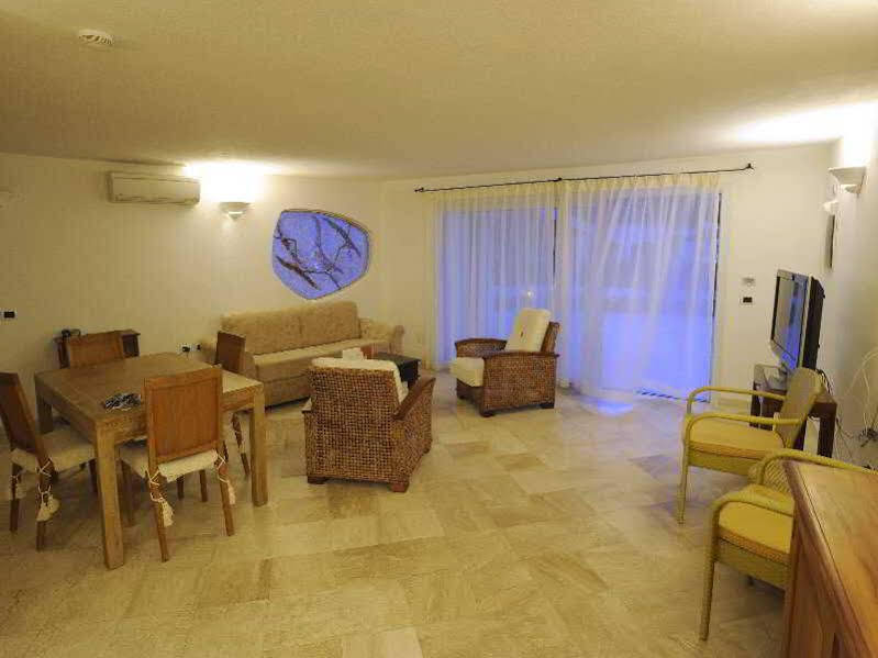 Residence Living Poltu Quatu Arzachena Eksteriør billede